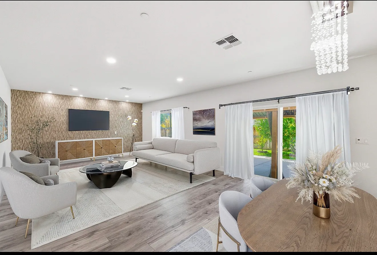 4 bed, 2.5 bath, 1900 sqft, $2,950 — Photo 3