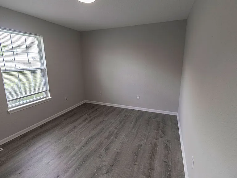 4305 Derby Ridge Dr — Photo 15