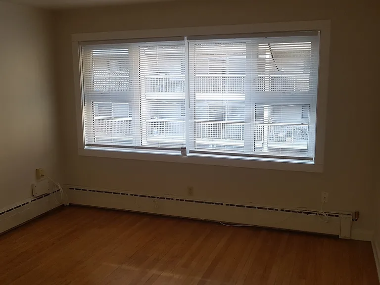 66 Carlton St #1 — Photo 8
