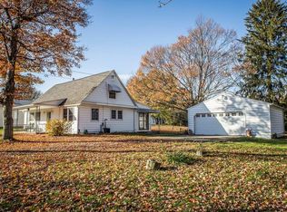 1869 Ronald Rd, Akron, OH 44312