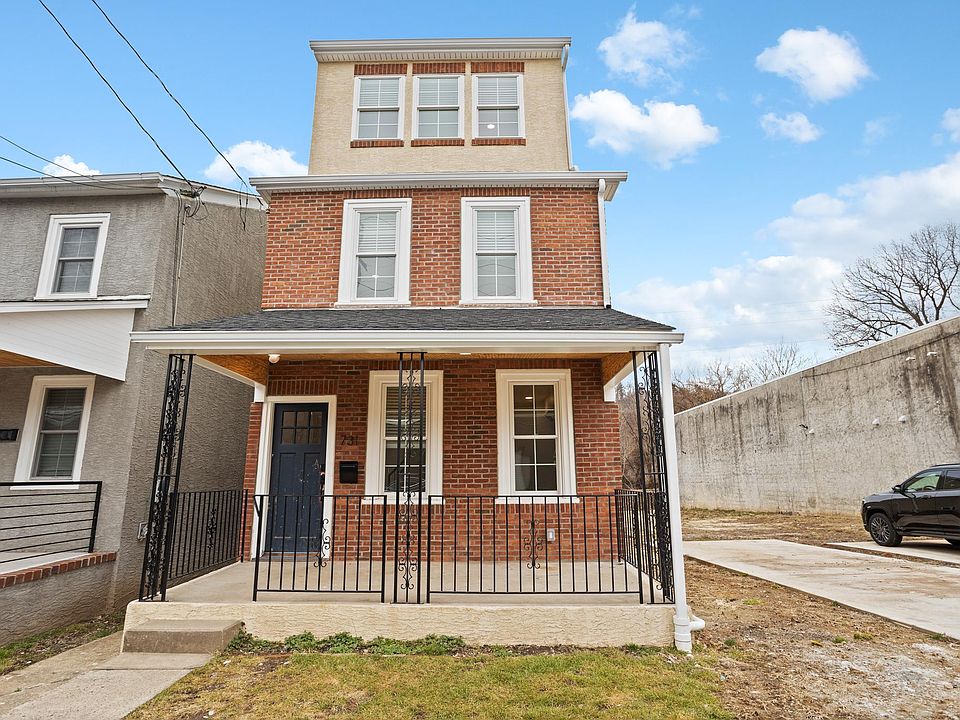 1st image of 731 E Elm St