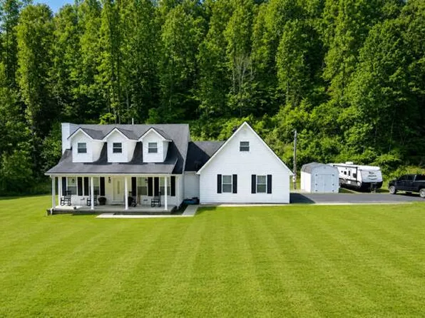 1560 Stamper Branch Rd, Campton, KY 41301