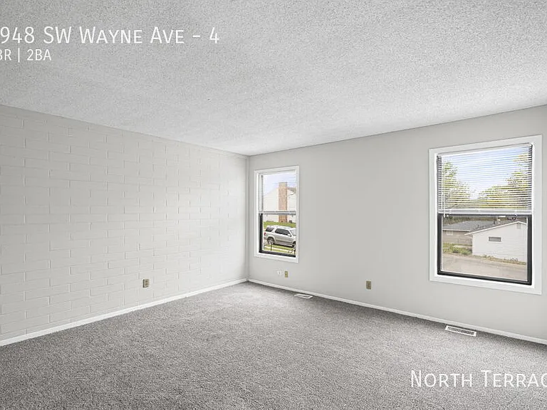 Hillstone Apartments — Photo 38