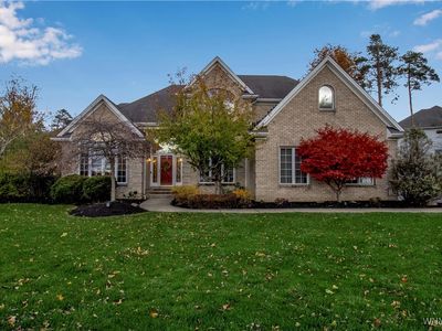 12 Woodthrush Trl, Orchard Park, NY, 14127