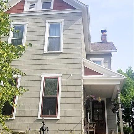 2nd image of 1729 E 4th St