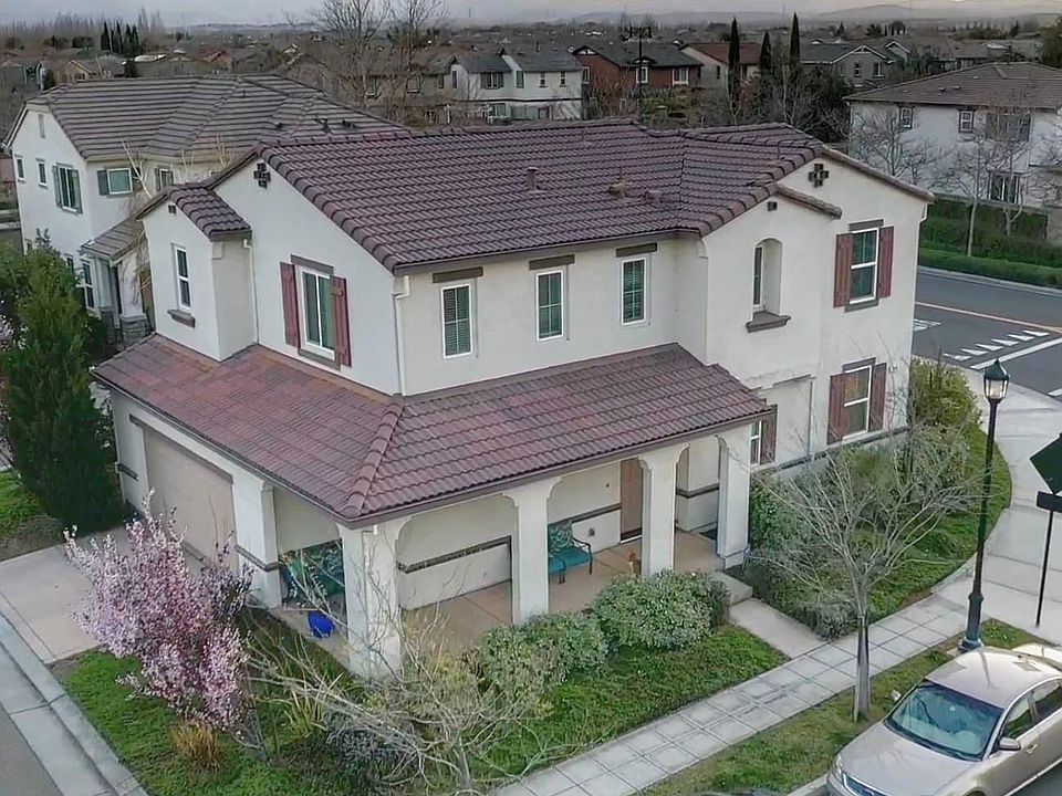 1st image of 348 W Santa Clara Dr