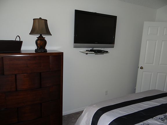 3rd image of 2185 SW Olympic Club Ter