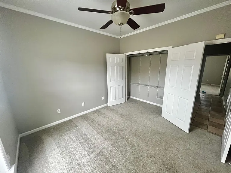 111 Remington Dr — Photo 16