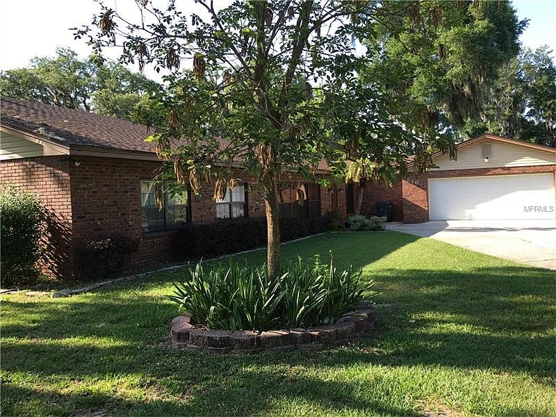1st image of 810 Arietta Dr