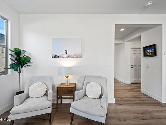 4th image of 8222 E JAN Avenue