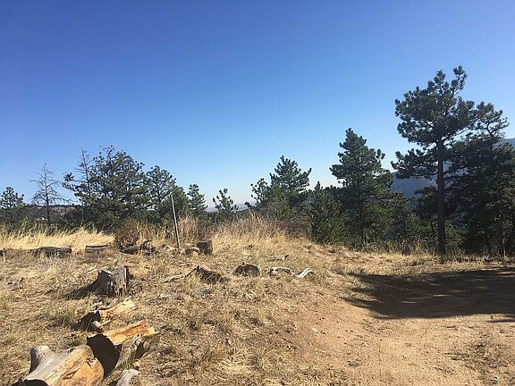 4th image of 221 Camino Bosque