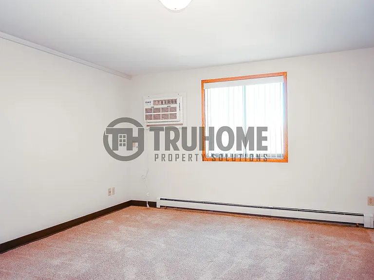 Gallery Apartments — Photo 9