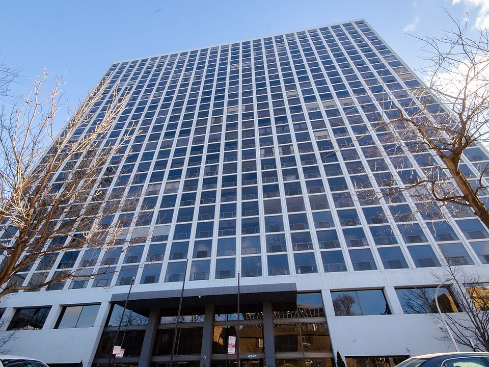 1st image of 4343 N Clarendon Ave APT 516