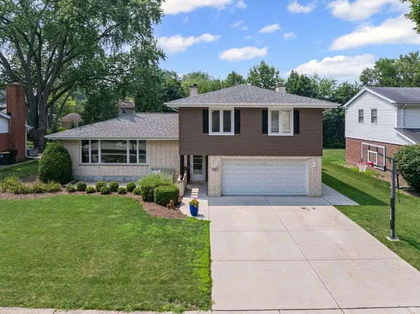 516 S Patton Ave, Arlington Heights, IL 60005