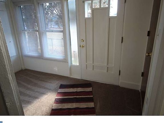 3rd image of 109 Roosevelt Ave