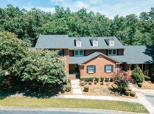 8452 Coulwood Oak Ln, Charlotte, NC 28214