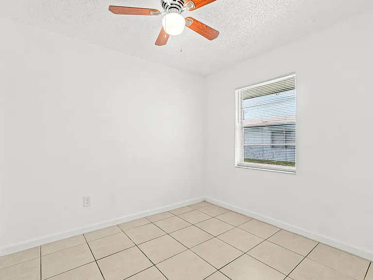4790 Gulfstream Rd — Photo 11