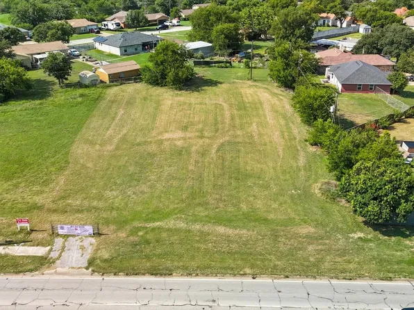 5295 Boat Club Rd, Fort Worth, TX 76135