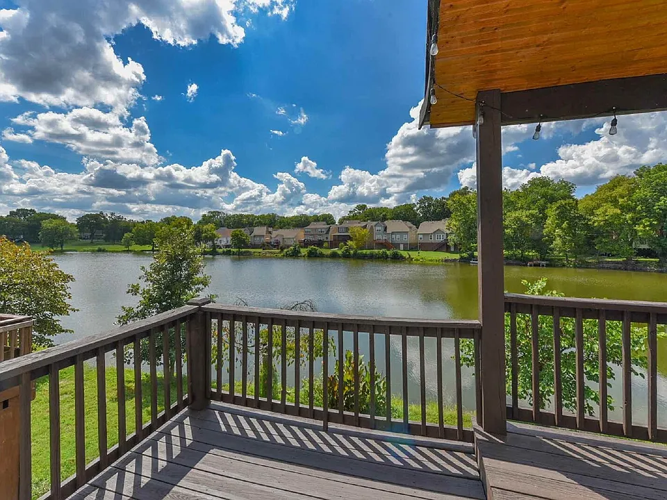 237 Harbor Village Dr