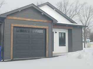 1900 Center Rd, Buffalo, NY 14224