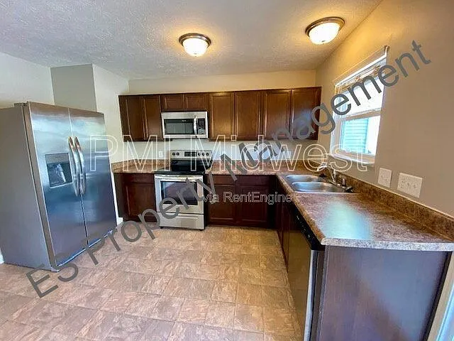 10918 Spirit Dr — Photo 12