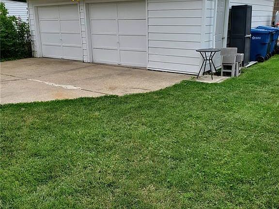3rd image of 4011 Dawnshire Dr