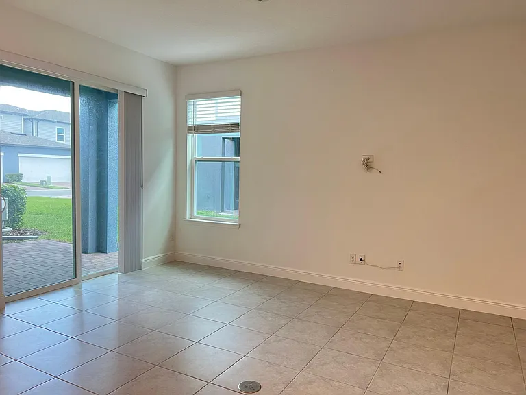 7401 Alpine Butterfly Ln — Photo 7