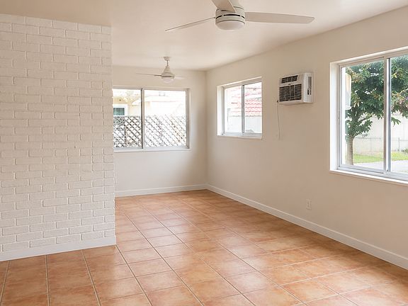 3rd image of 1303 8th St #1