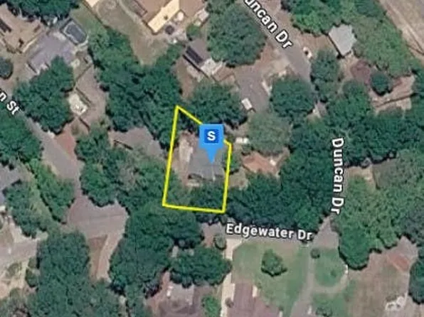 2419 Edgewater Dr, Niceville, FL 32578