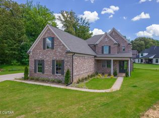 52 Larkhaven Loop, Jackson, TN 38305