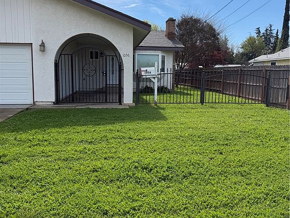 5th image of 1056 E Alexander Ave