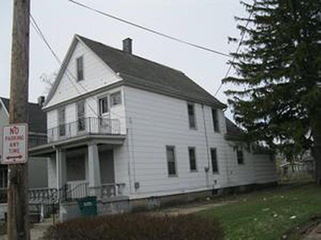 2nd image of 70 Roma Ave