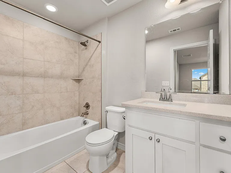 740 Aliso Trl — Photo 26