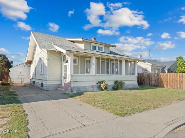 107 S Elm St, Toppenish, WA 98948