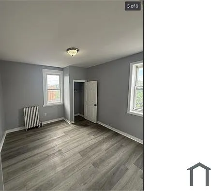 233 Littleton Ave — Photo 8