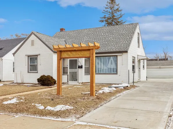 4894 North 62nd STREET, Milwaukee, WI 53218