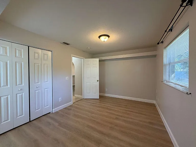 4847 Luther Ave — Photo 11