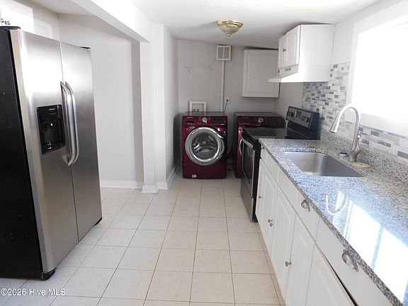 3rd image of 518 Edge Street