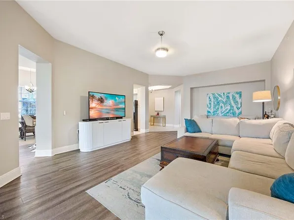 2717 Callista Ct APT 104, Naples, FL 34114