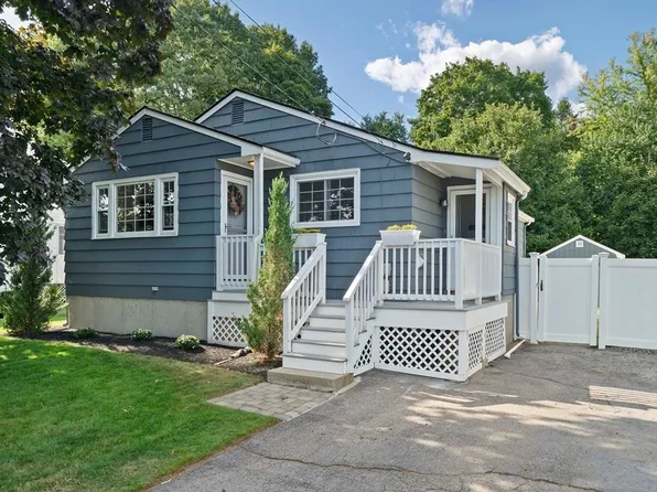 96 Bornwood Dr, Norwood, MA 02062