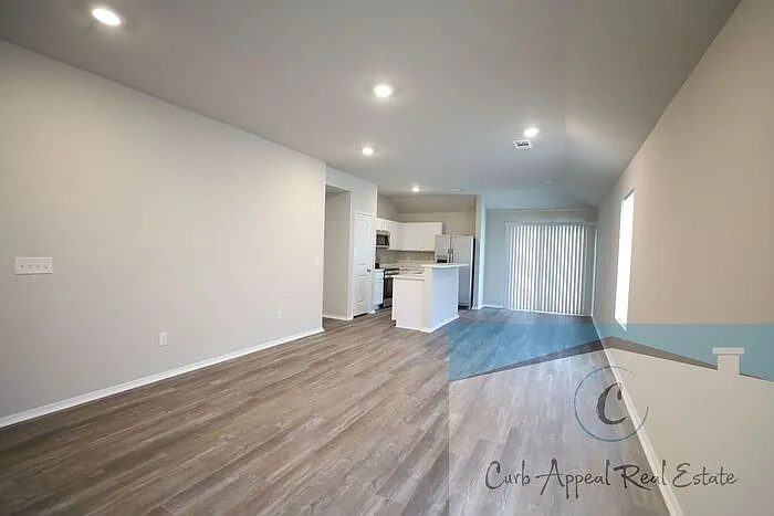 5502 Crockett Dr — Photo 4