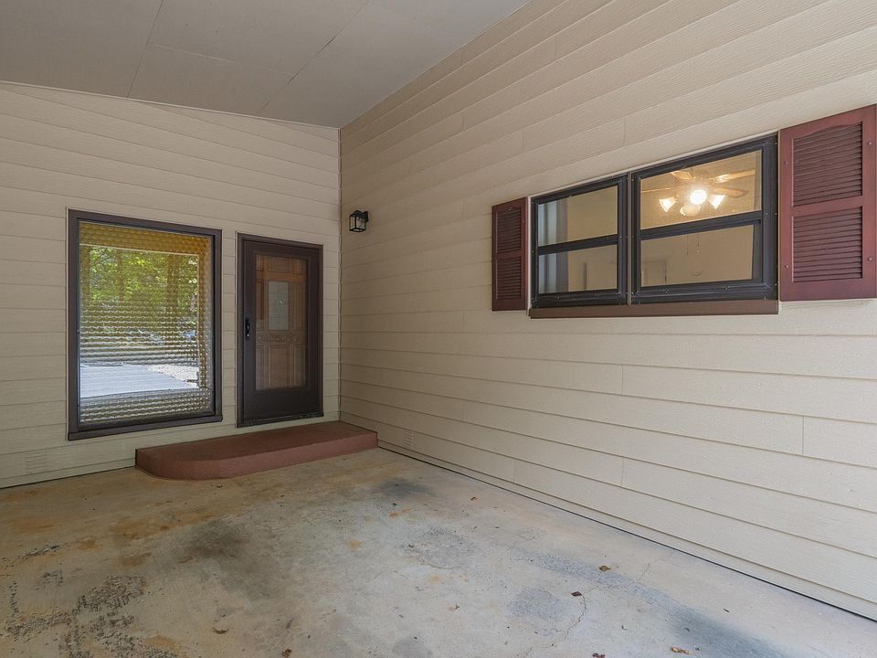 1st image of 32 Pego Cir