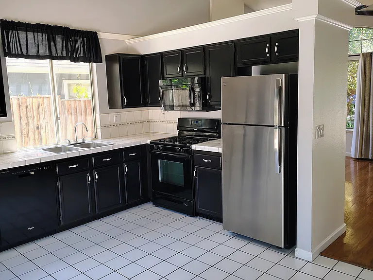 891 Joe Borovich Dr — Photo 13