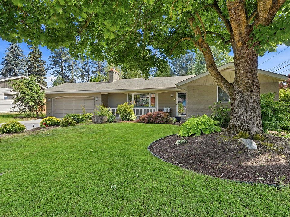 1st image of 233 W Dawn Ave