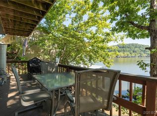 26505 Mesa Dr, Rocky Mount, MO 65072