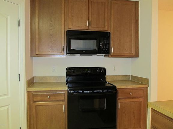 4th image of 4637 Playschool Dr