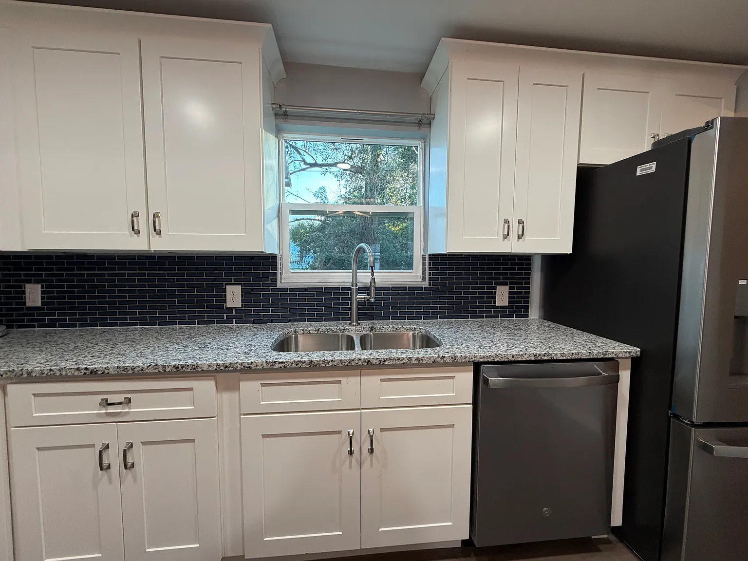 2 bed, 908 sqft, $1,850 — Photo 3