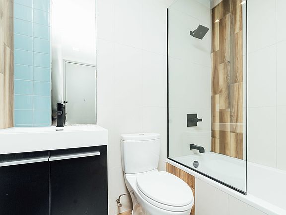 5th image of 675 Grand St APT 3R