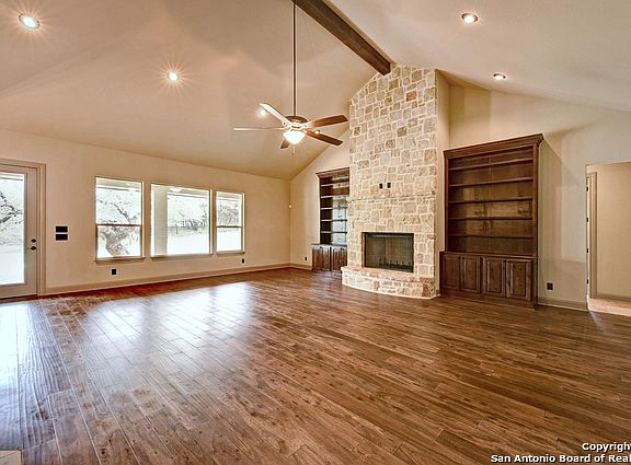 2nd image of 108 Oak Valley Dr