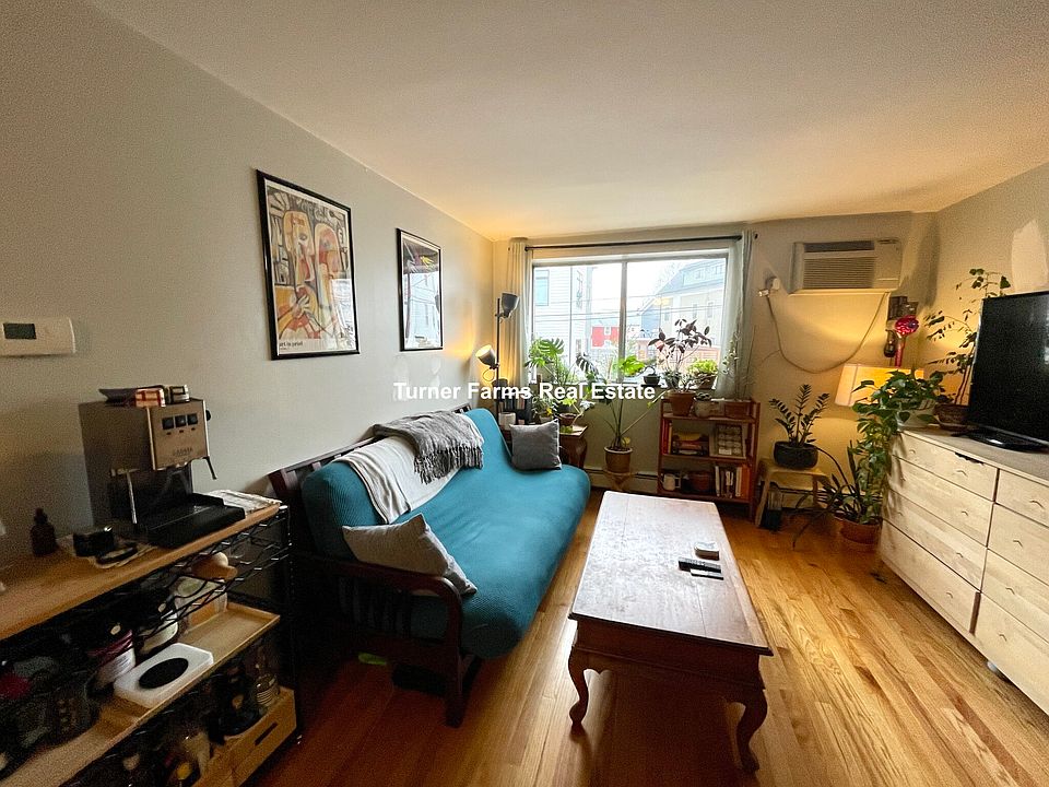 1st image of 14-16 Murdock St #2